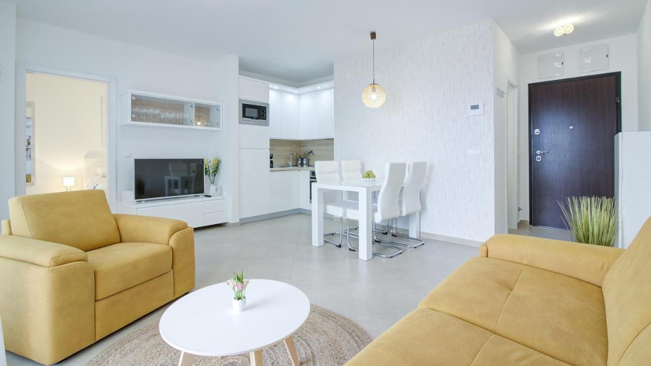 Apartments Luka - Villa Sunce เซนญ์ ภายนอก รูปภาพ