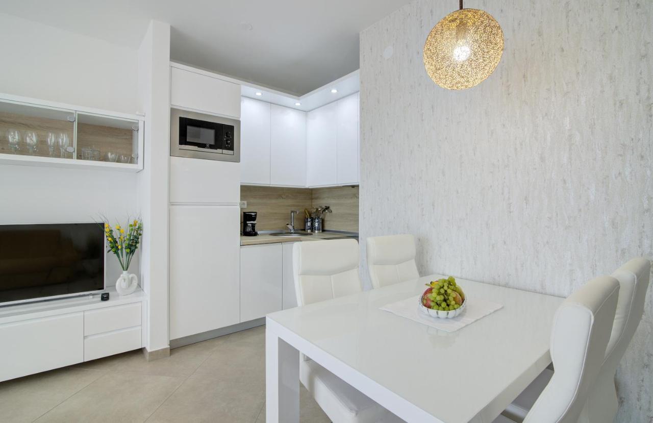 Apartments Luka - Villa Sunce เซนญ์ ภายนอก รูปภาพ