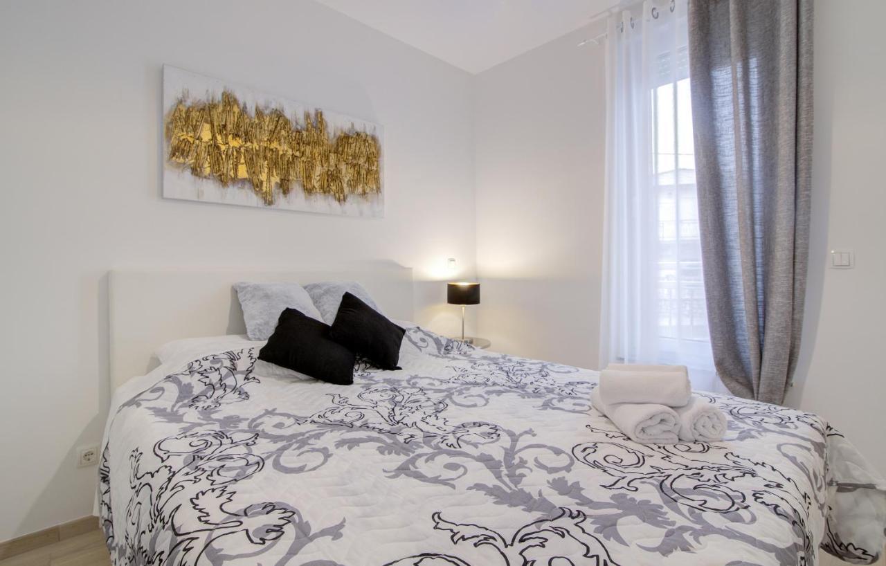 Apartments Luka - Villa Sunce เซนญ์ ภายนอก รูปภาพ