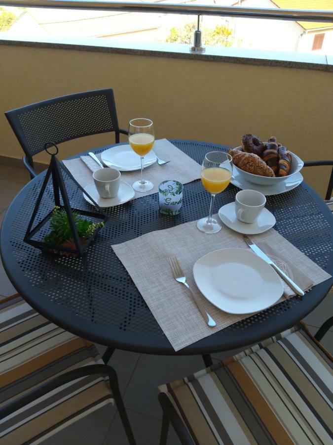 Apartments Luka - Villa Sunce เซนญ์ ภายนอก รูปภาพ